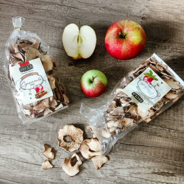 czipsy jabłkowe z cynamonem i miętą